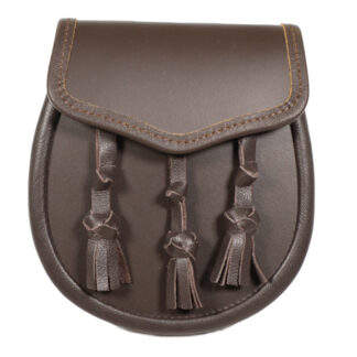 Traditional Leather Sporran L4