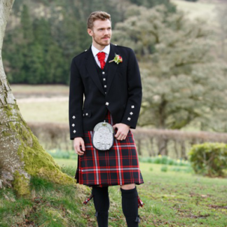Kilt Outfits to Buy